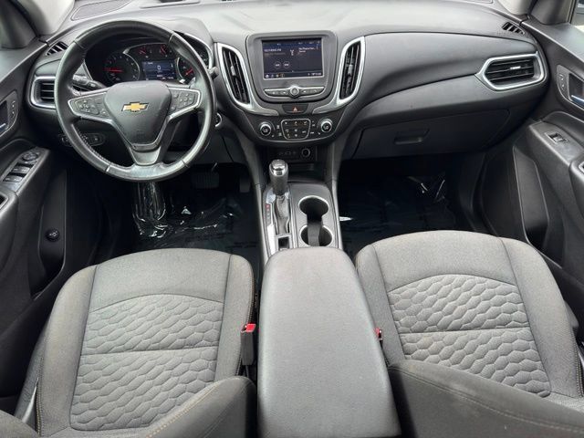 Used 2020 Chevrolet Equinox LT w/ Driver Convenience Package AWD/4WD image 11