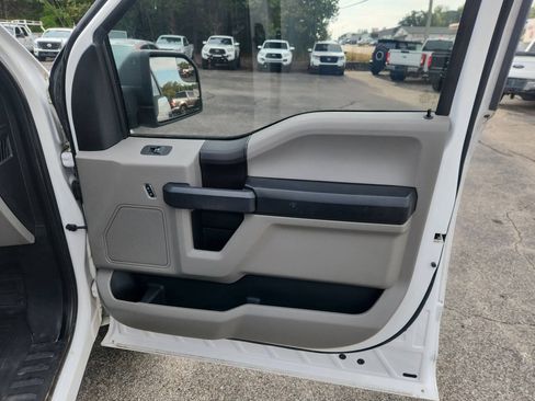 Used 2016 Ford F150 XL w/ Equipment Group 101A Mid AWD/4WD image 21