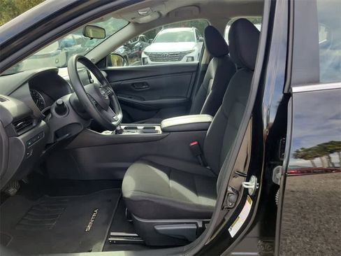 Used 2024 Nissan Sentra S image 21