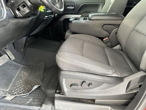 Used 2018 Chevrolet Silverado 1500 LT w/ All Star Edition image 14