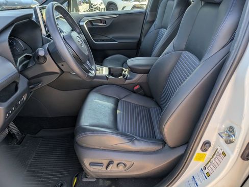 Used 2021 Toyota RAV4 XSE AWD/4WD image 11