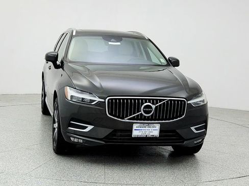 Used 2018 Volvo XC60 T6 Inscription w/ Luxury Seat Package image 2