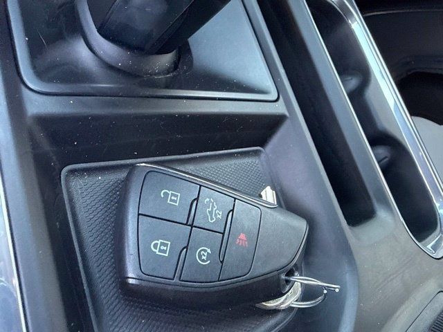 Used 2023 Chevrolet Silverado 1500 LTZ AWD/4WD image 15