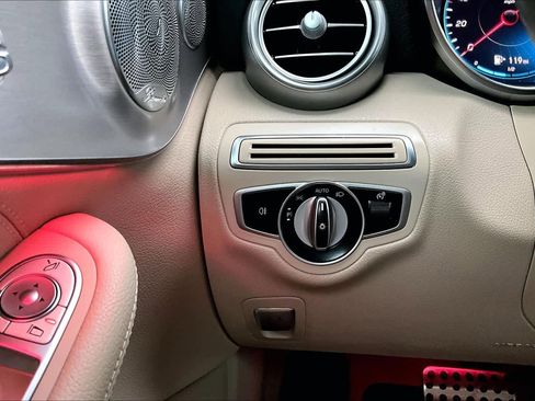 Used 2022 Mercedes-Benz C 300 Cabriolet image 36