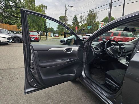 Used 2015 Nissan Sentra S FWD image 19