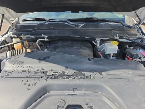 Used 2022 RAM 2500 Big Horn AWD/4WD image 32