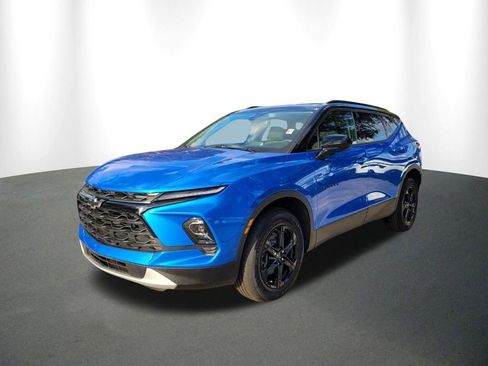 New 2026 Chevrolet Blazer LT w/ Convenience Package image 2
