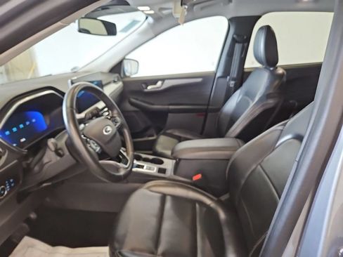 Used 2023 Ford Escape Platinum AWD/4WD image 7