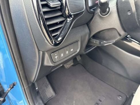 Used 2023 Kia Soul GT-Line image 21