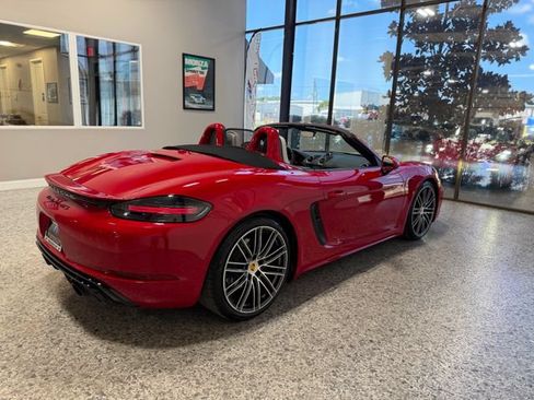 Used 2024 Porsche 718 Boxster GTS RWD image 10