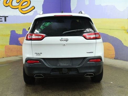 Used 2017 Jeep Cherokee Latitude w/ Comfort & Convenience Group image 7