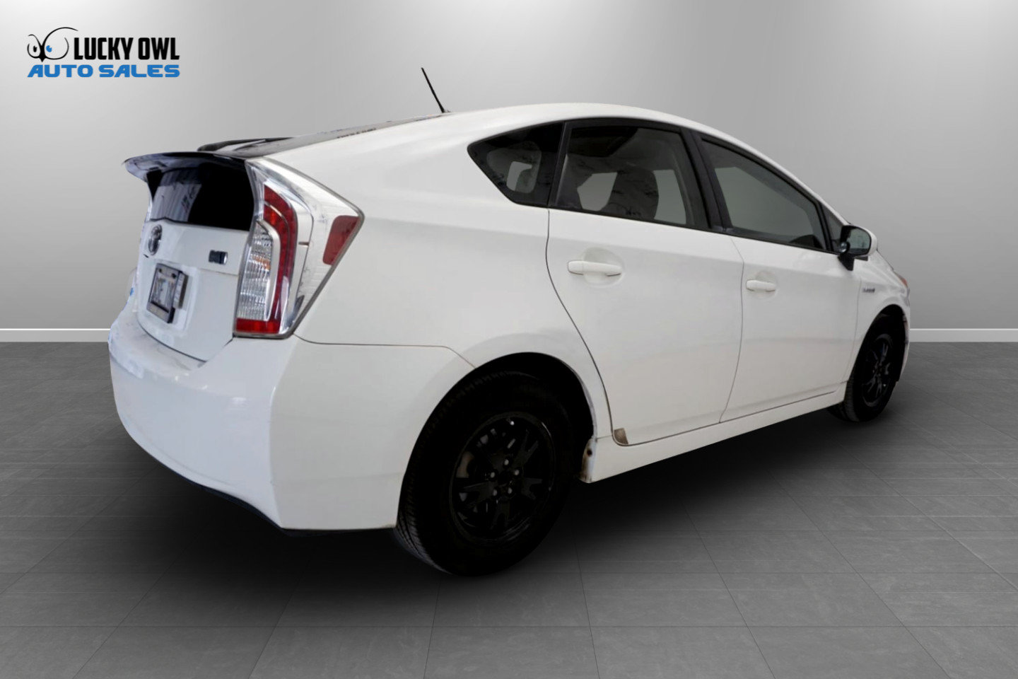 Used 2015 Toyota Prius Three FWD image 10