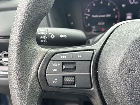 Used 2024 Honda Accord EX image 19