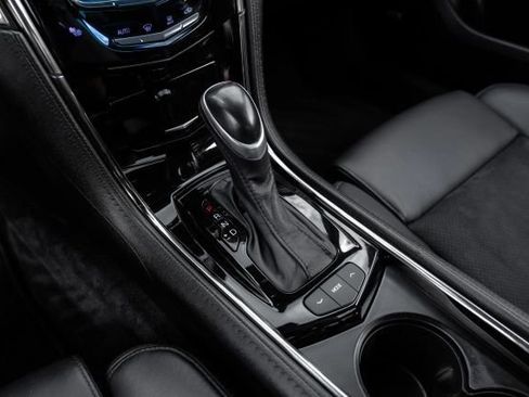 Used 2017 Cadillac ATS V w/ Luxury Package image 32