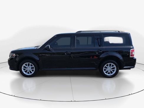 Used 2019 Ford Flex SE image 5
