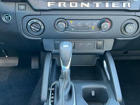 New 2025 Nissan Frontier SV image 17