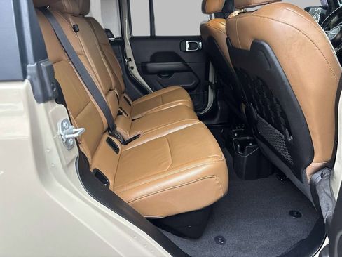 Used 2022 Jeep Gladiator Rubicon w/ LED Lighting Group image 14