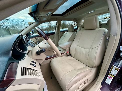 Used 2012 Toyota Avalon Limited image 12