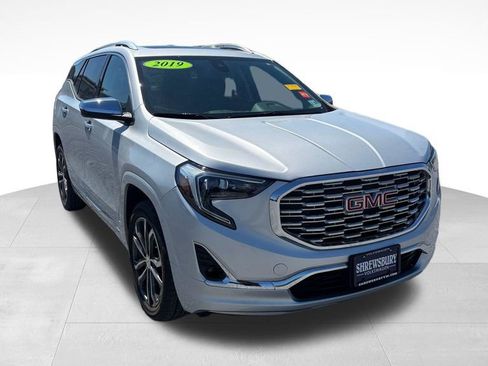 Used 2019 GMC Terrain Denali w/ Driver Alert Package II AWD/4WD image 1