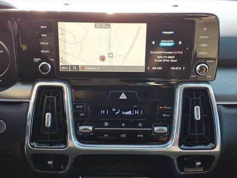 Used 2023 Kia Sorento SX image 7