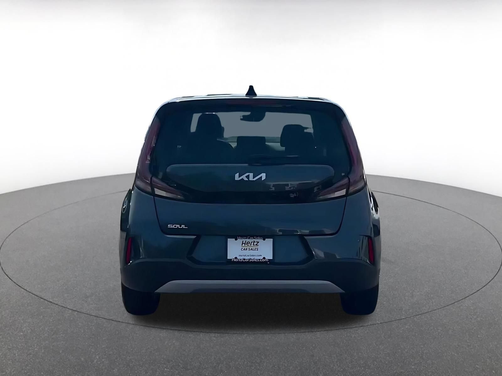 Used 2025 Kia Soul LX w/ LX Technology Package FWD image 12