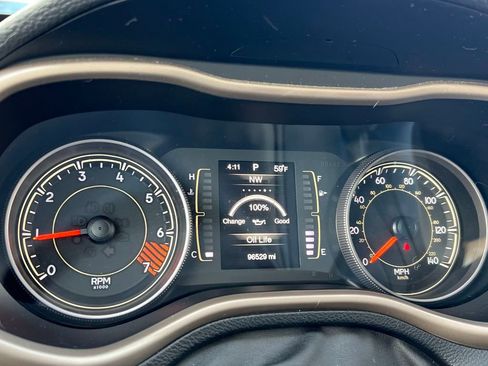 Used 2015 Jeep Cherokee Latitude image 19