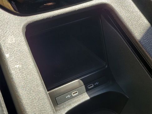 Used 2022 Volkswagen ID.4 Pro S image 27