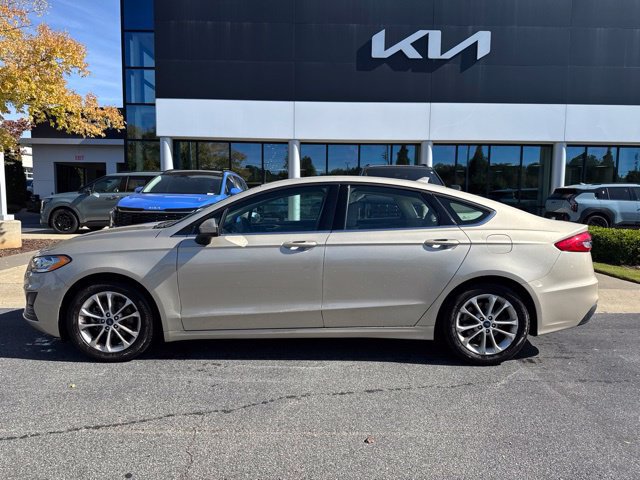 Used 2019 Ford Fusion SE FWD image 2