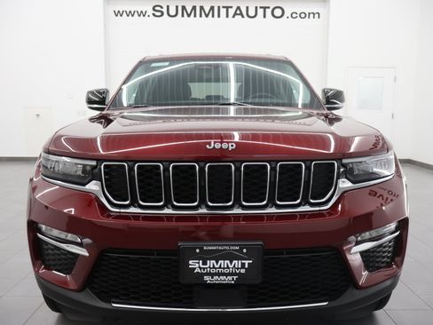 Used 2023 Jeep Grand Cherokee Limited AWD/4WD image 20