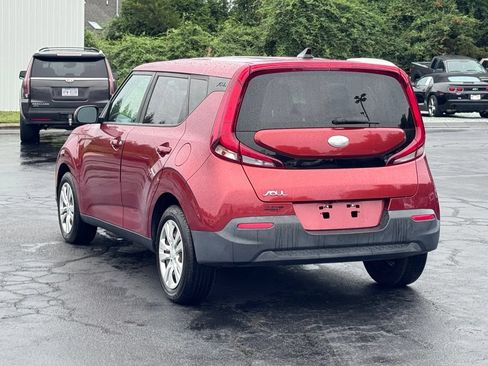 Used 2020 Kia Soul LX FWD image 13