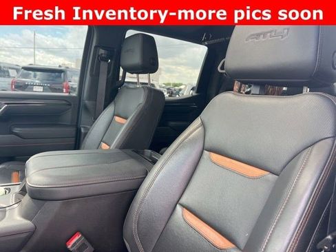 Used 2023 GMC Sierra 1500 AT4 w/ Technology Package AWD/4WD image 7