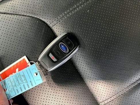 Used 2022 Subaru Forester Limited image 31