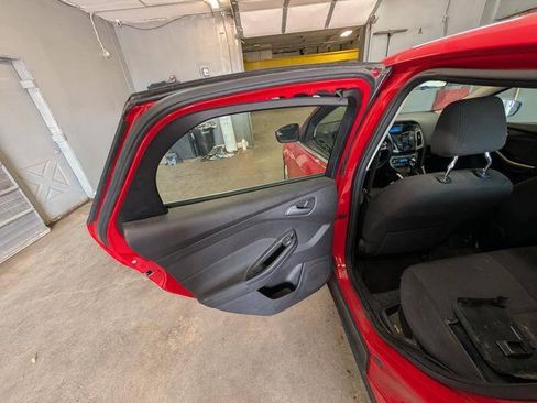 Used 2012 Ford Focus SEL FWD image 23