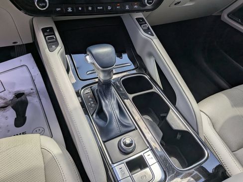 Used 2023 Kia Telluride EX w/ EX Captain's Chair Package FWD image 27