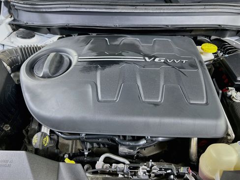 Used 2022 Jeep Cherokee Limited AWD/4WD image 29