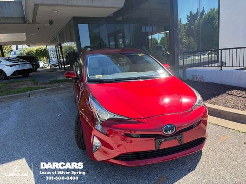 Used 2017 Toyota Prius Four Touring w/ Premium Convenience Package FWD image 1