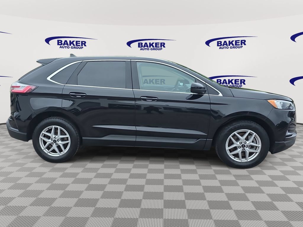 Used 2024 Ford Edge SEL AWD/4WD image 4