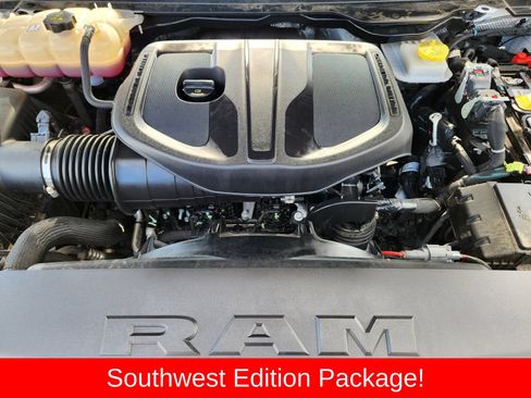 Used 2025 RAM 1500 Laramie AWD/4WD image 43