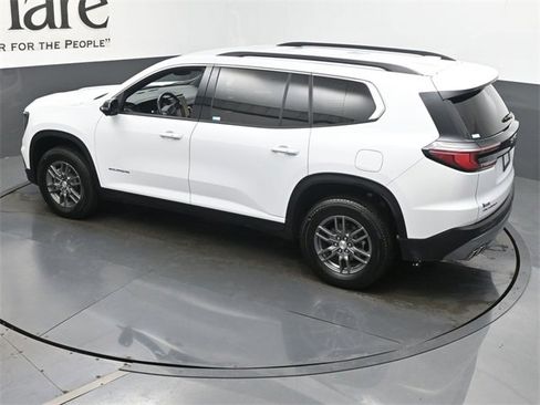 Used 2025 GMC Acadia Elevation image 43