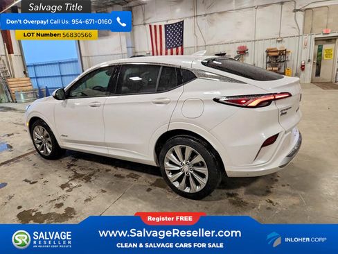 Used 2025 Buick Envista Avenir FWD image 3