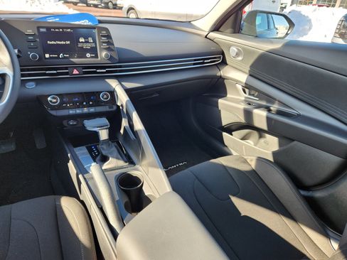 Certified 2023 Hyundai Elantra SEL image 15