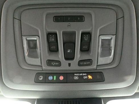 Used 2024 GMC Sierra 2500 Denali w/ Denali Reserve Package image 44