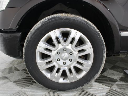 Used 2013 Ford F150 Platinum AWD/4WD image 33