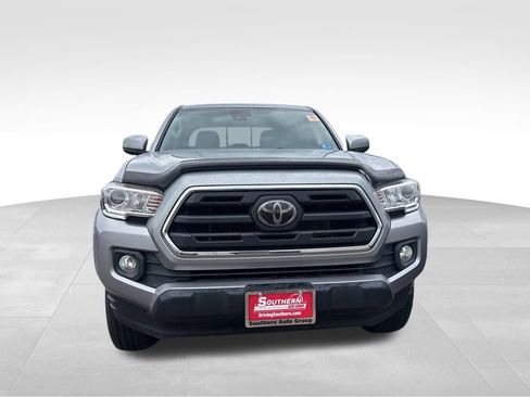 Used 2019 Toyota Tacoma SR5 image 3