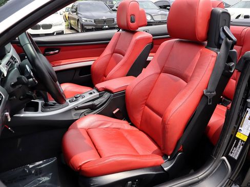 Used 2012 BMW 335i Convertible RWD image 25