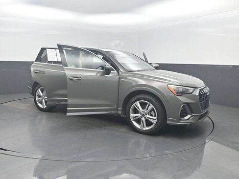 Used 2021 Audi Q3 2.0T Premium w/ Convenience Package image 37