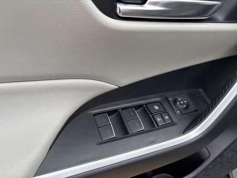 Used 2024 Toyota RAV4 XLE w/ Convenience Package image 13