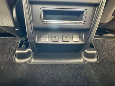 Used 2023 Land Rover Defender 110 S AWD/4WD image 12