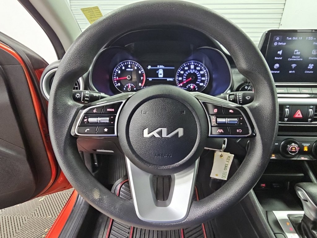 Used 2022 Kia Forte LXS FWD image 21