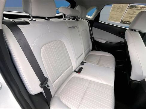 Used 2022 Hyundai Kona SEL FWD image 25